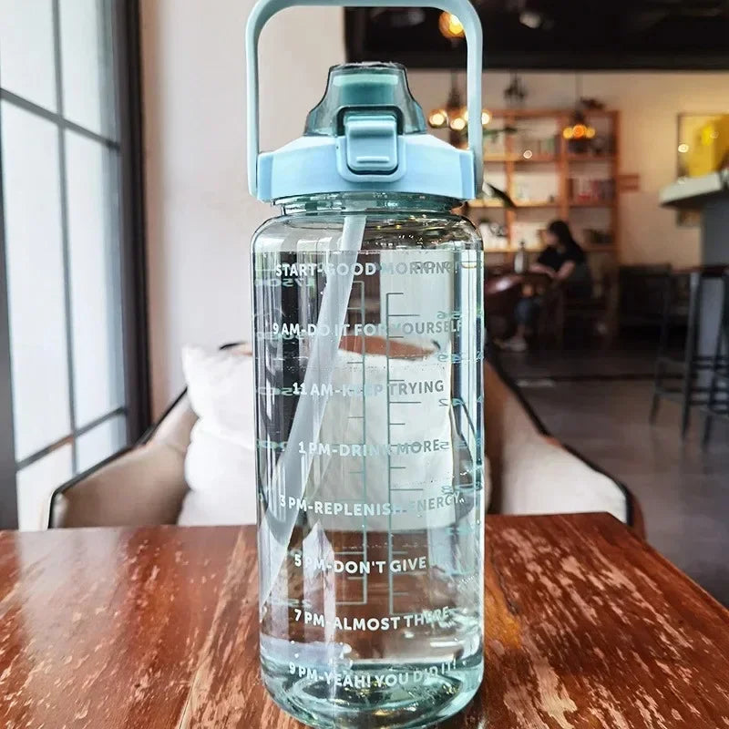 Water bottle with straw 2L
